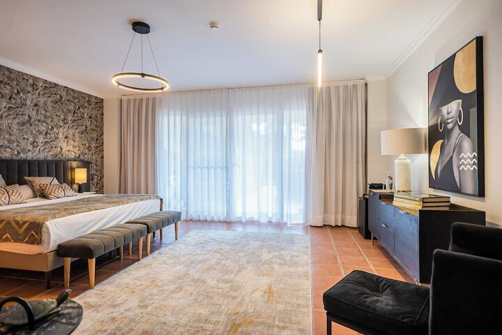 Room 21 of 56