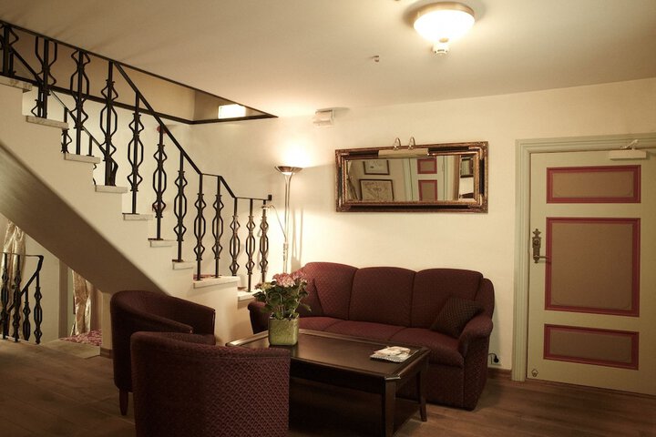 Room 46 of 91