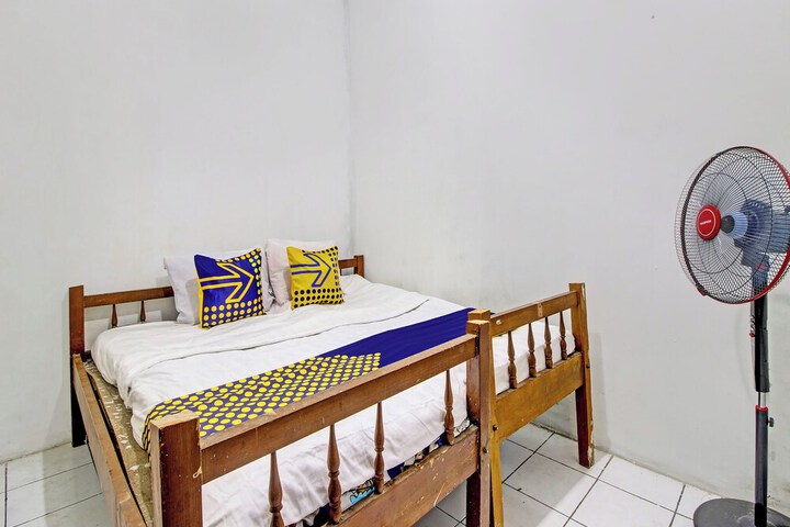 Room 6 of 23