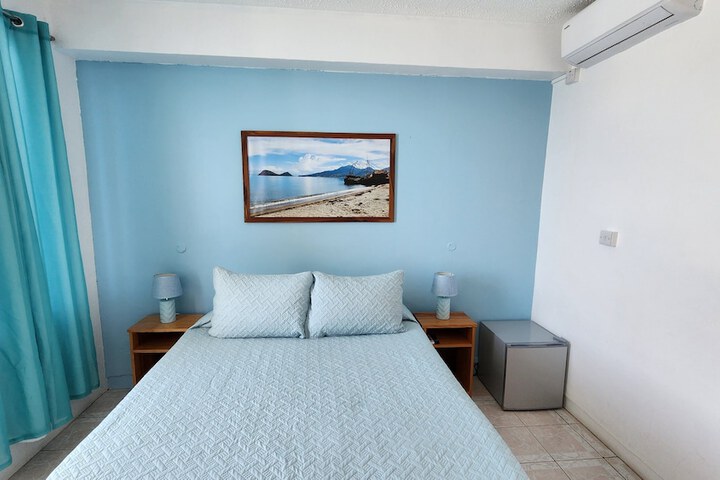 O.E. Management Anchorage Hotel