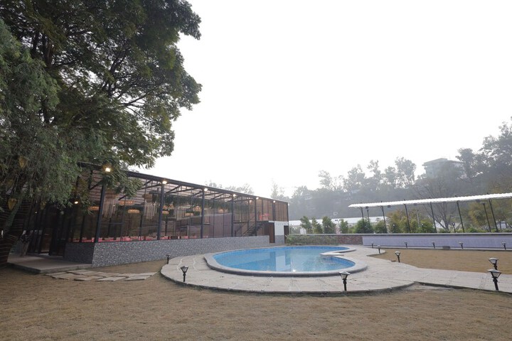 Pool 26 of 42
