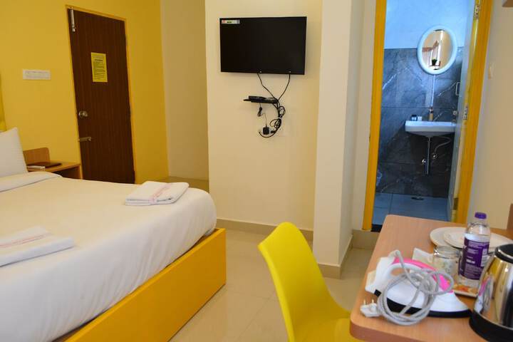 Room 9 of 60