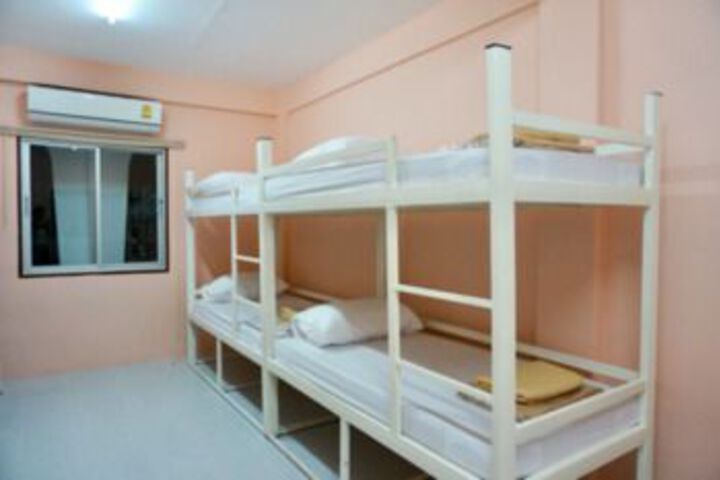 Room 11 of 22