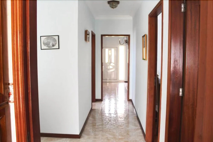 Room 12 of 15