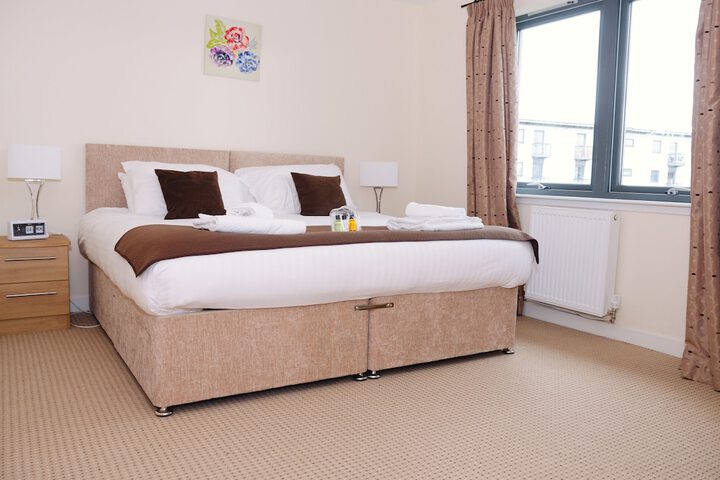 Room 2 of 47