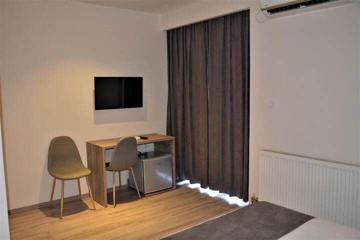 Room 17 of 40