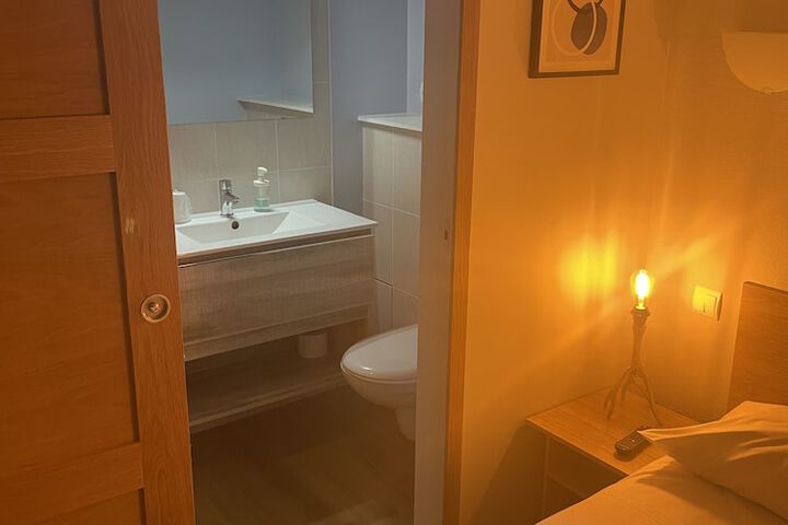 Room 49 of 81