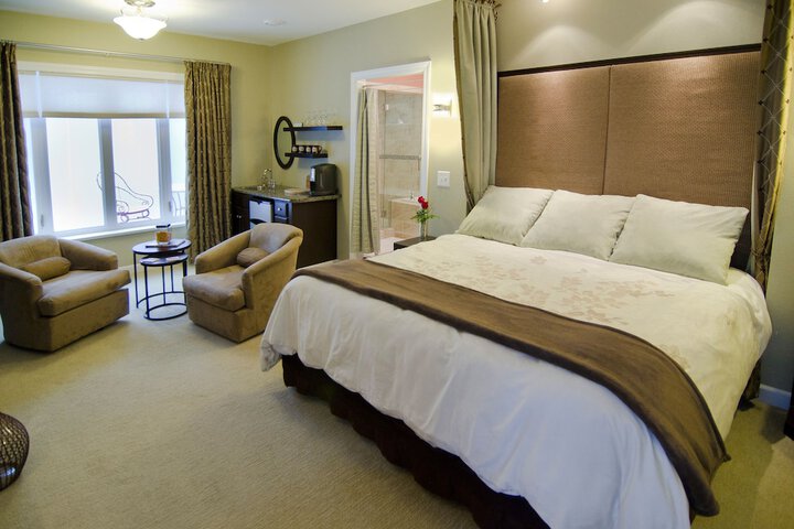 Room 6 of 50