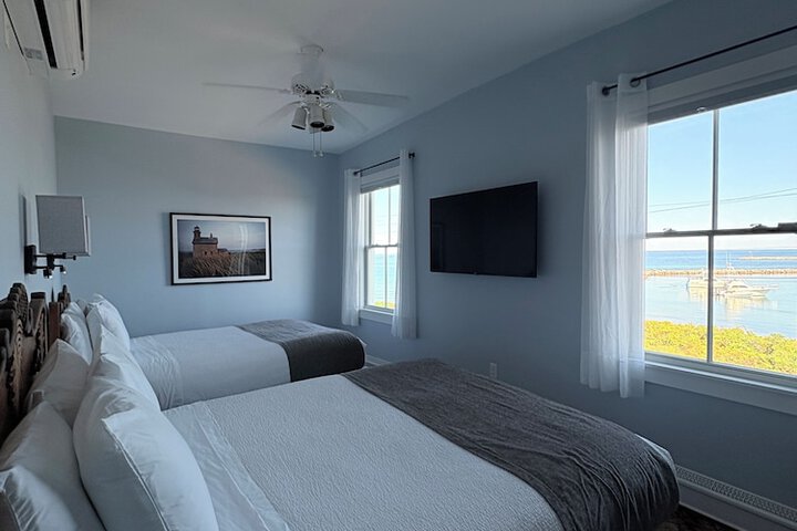 Room 13 of 41