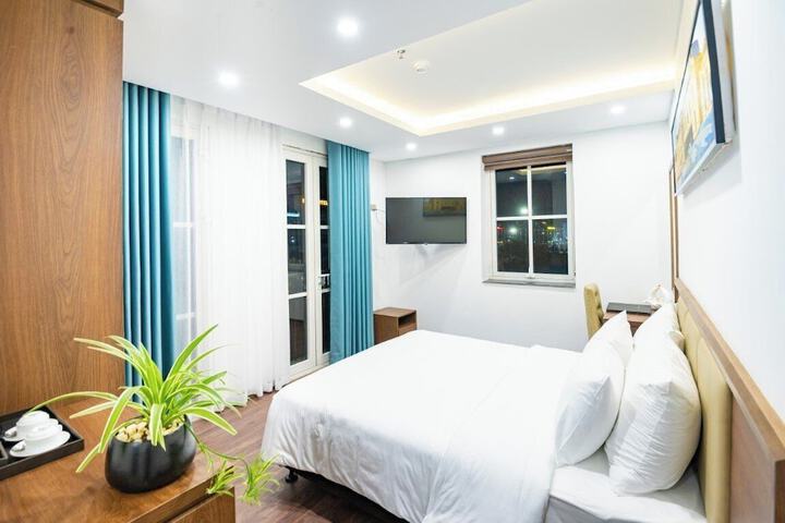 Room 30 of 63