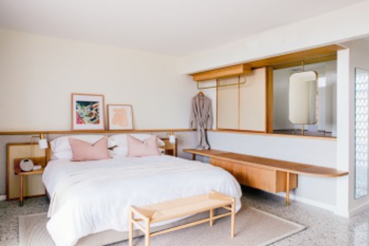 Room 226 of 672
