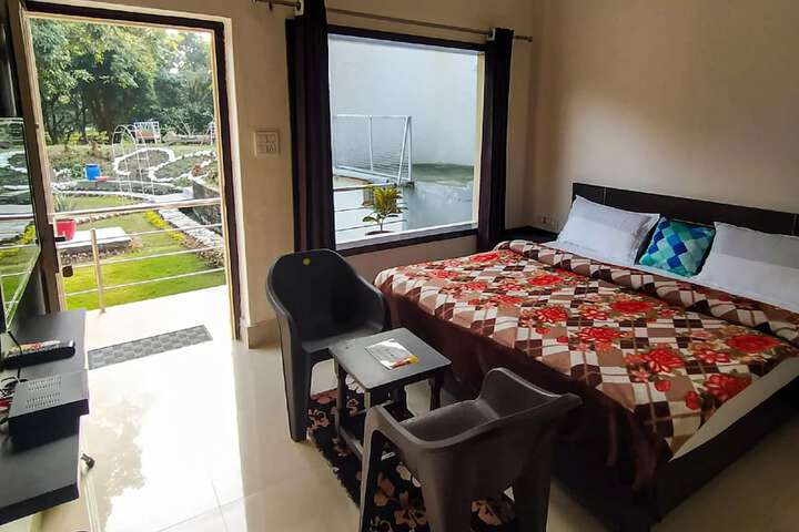 Room 6 of 26
