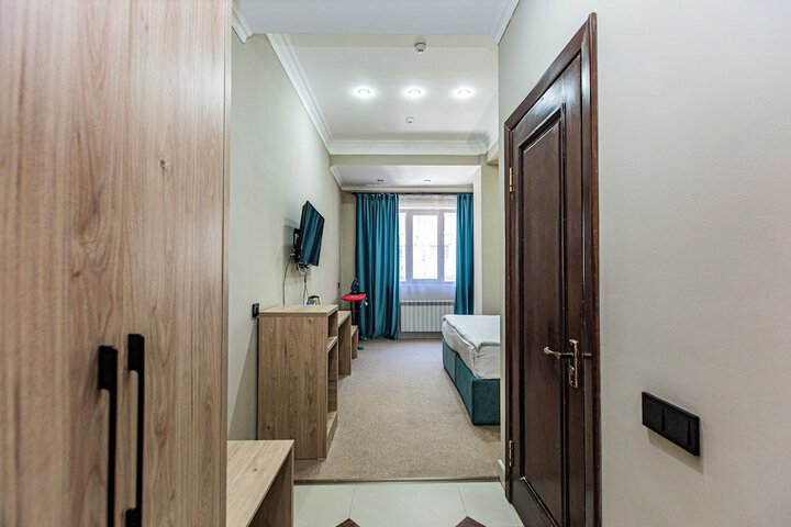 Room 30 of 41