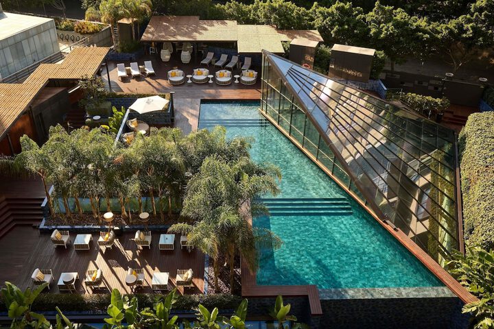 Pool 72 of 165