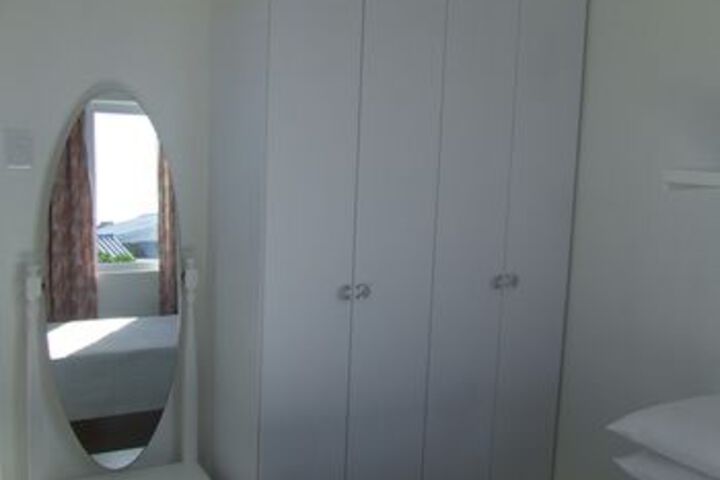 Room 35 of 63