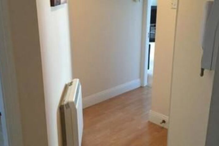 Room 7 of 25