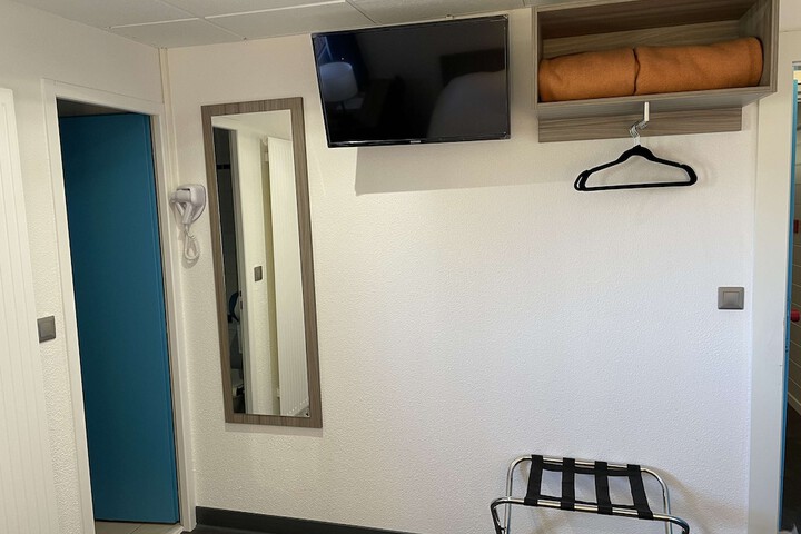 Room 29 of 54