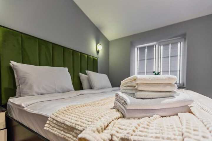 Room 14 of 42