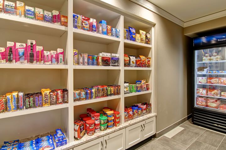 Snack bar