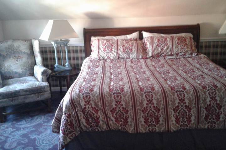 Room 2 of 42