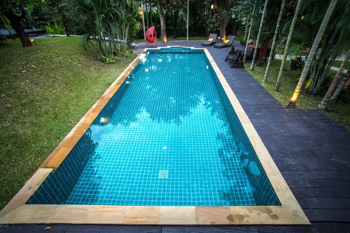 Pool Hotel