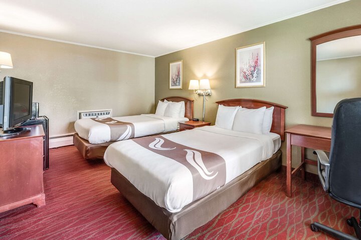 Room 6 of 26
