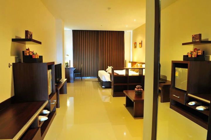 Room amenity