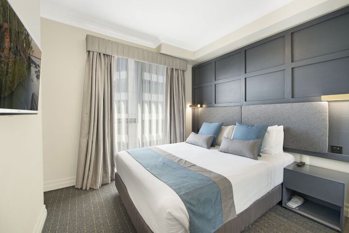 Room 10 of 89