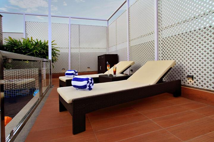 Pool 24 of 152