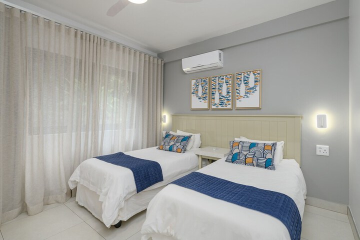 Room 18 of 103