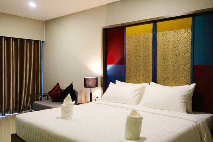 Room 19 of 46