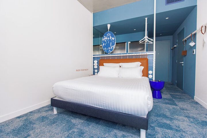Room 21 of 85