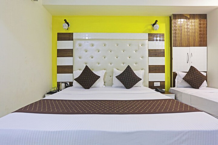 Room 48 of 76