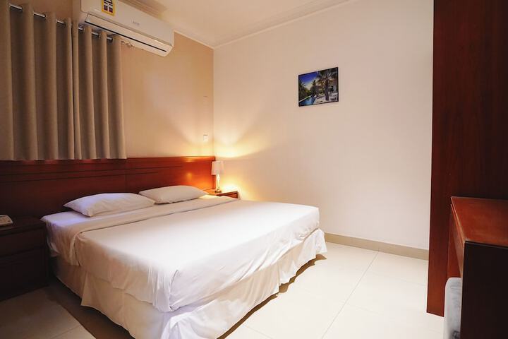 Room 6 of 58
