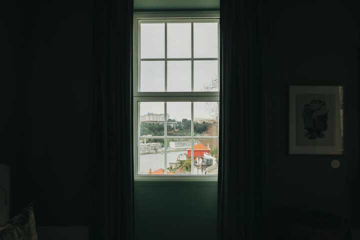 Room 52 of 147