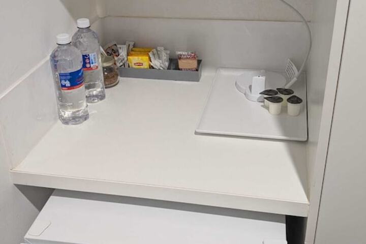 Room 19 of 40