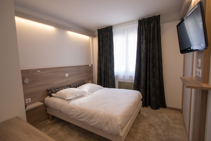 Room 13 of 39