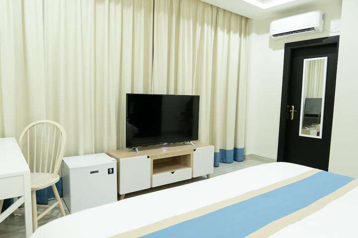 Room 30 of 62