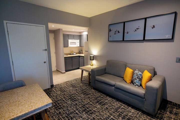 Room 8 of 149
