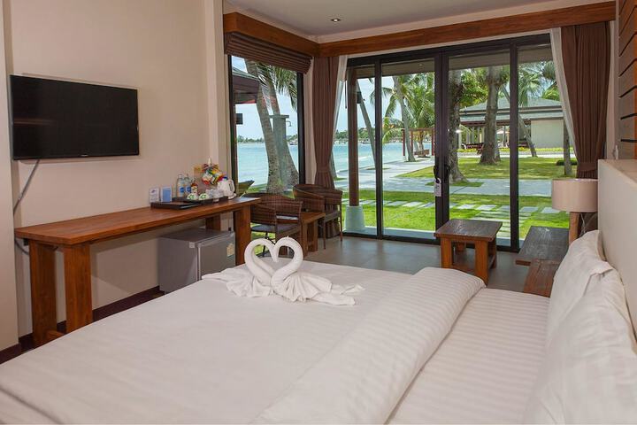 Room 2 of 86