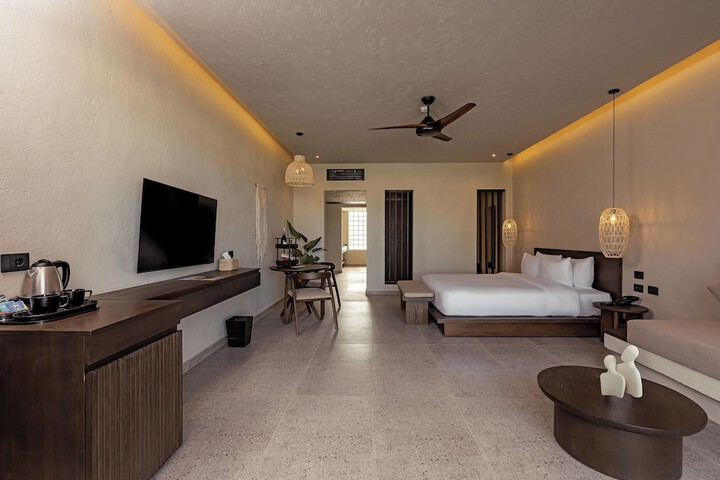 Room 15 of 150