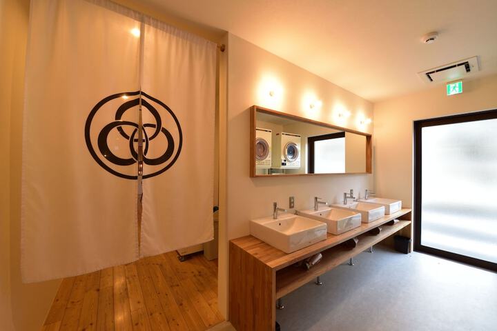 Room 23 of 50