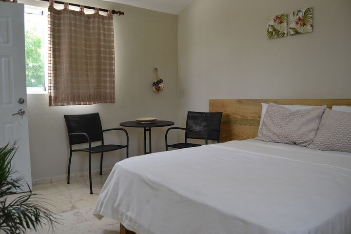 Room 6 of 48