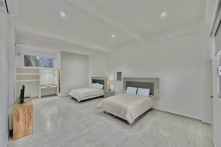 Room 2 of 7