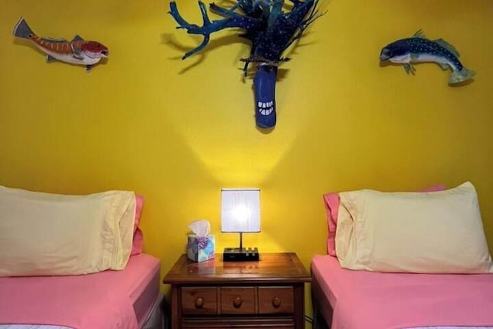 Room 3 of 17