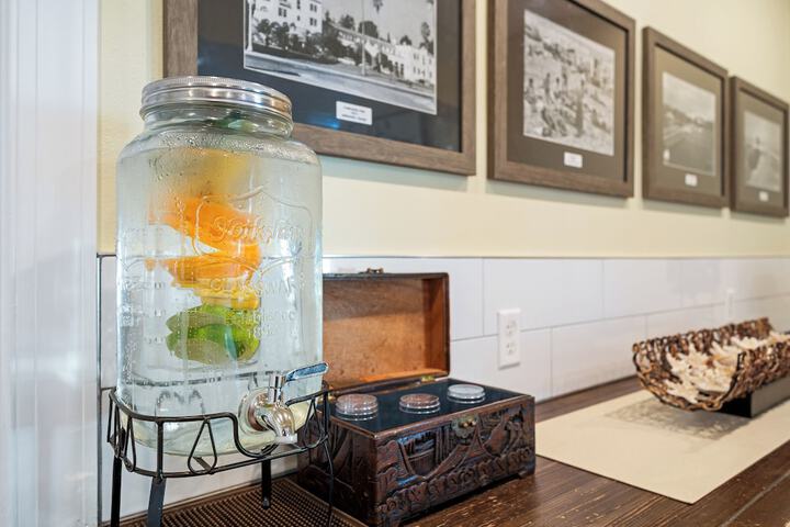 Hotel Interior 6 of 82