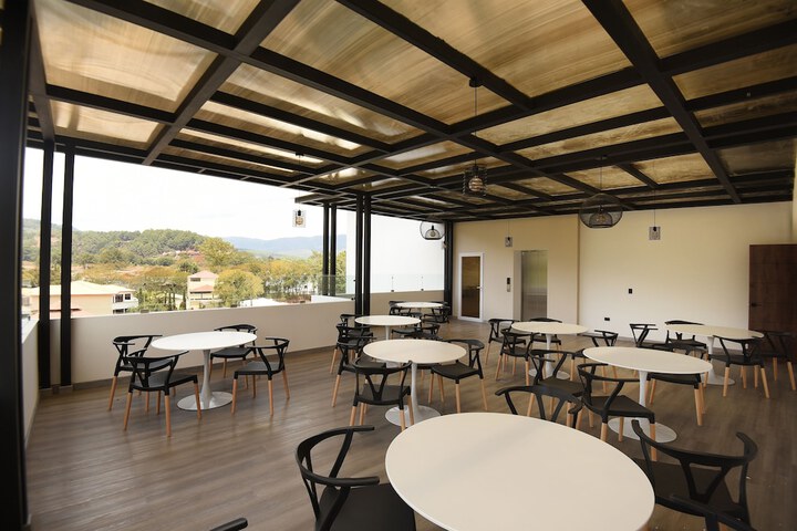 Terrace/Patio 11 of 16