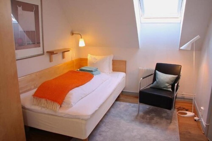 Room 19 of 41