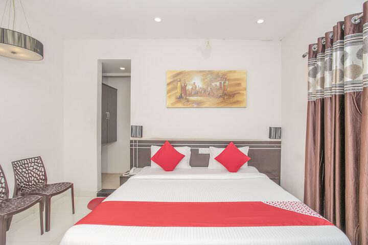 Room 9 of 20