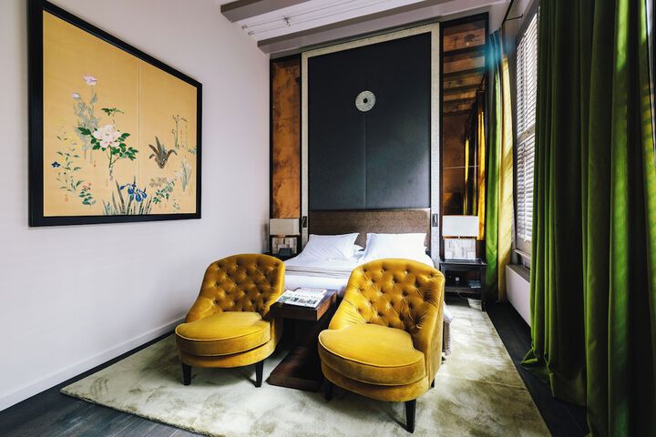 Room 42 of 96